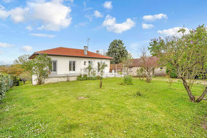 À vendre, maison d'environ 141,17 m², 7 pièces à Labastide-Saint-Pierre (82370).