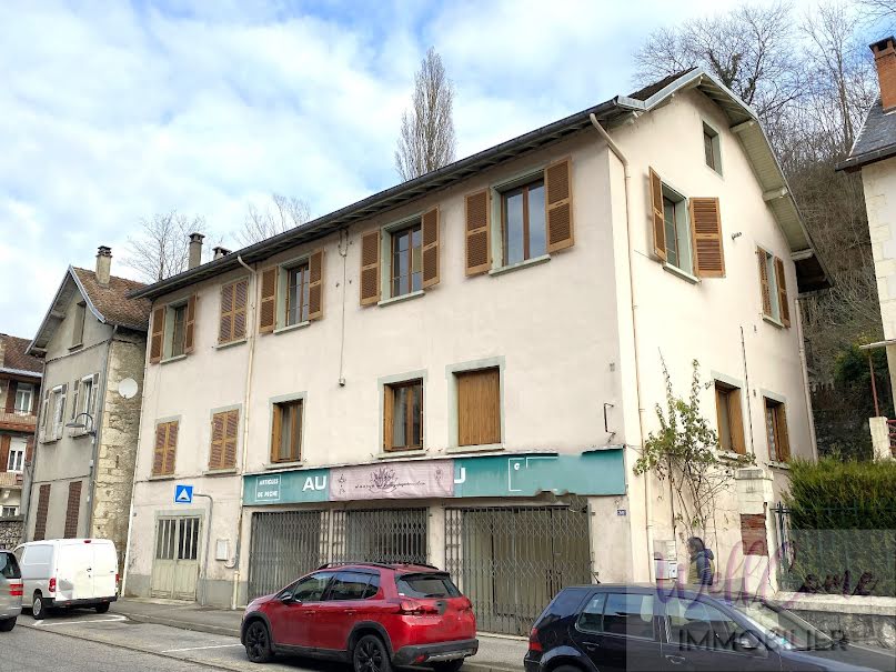 Maison 14 pièces 365 m²