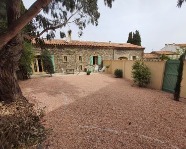 Maison 250m2 en pierre avec Jardin et Garage Centre ville 