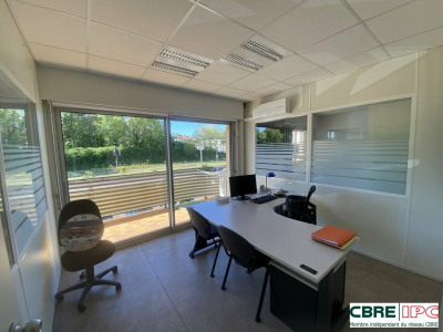 Bureaux 53 m²