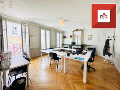 Immobilier professionnel Location Nancy  128m² 1489€