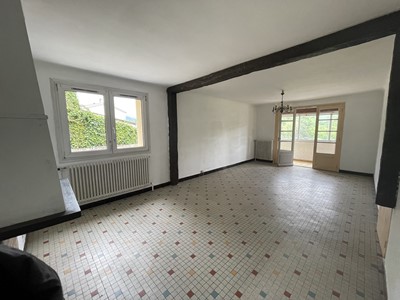 Maison d'habitation avec dépendances dont une remise de 56m²56m²