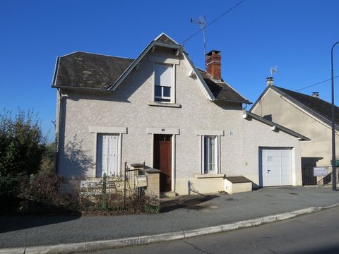 A deux pas du centre du village.