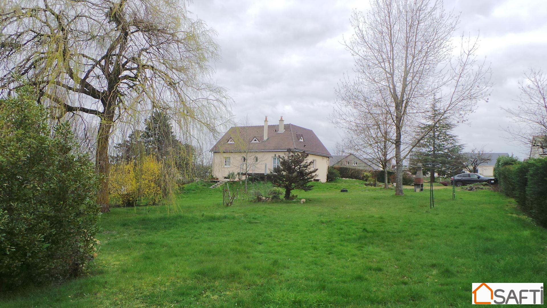 Maison familiale avec ses 5294 m2 de terrain