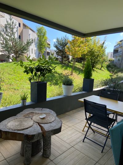 Loue Appartement 2 pièces 40m² Meublé tout confort. Calme avec terrasse au soleil et parking - An