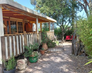 MOBIL HOME dans Camping "LES CIGALES" 5 étoiles piscines. Le Muy (83)Modèle WATIPI BELVEDERE 