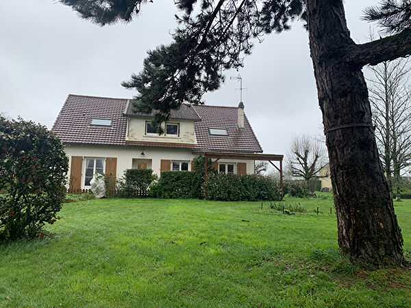 Maison a 5 minutes de Parthenay en campagne 8 pieces 160 m2 sur 3400m2 terrain