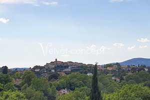 CHATEAUNEUF GRASSE - TERRAIN A BATIR - CALME ABSOLU