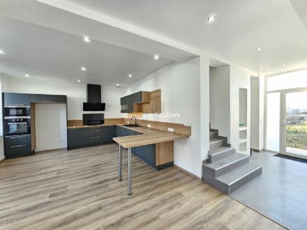 Maison 6 pièces 143 m² 