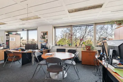 Bureaux à Vendre 970m² Paris 17e arrdt 