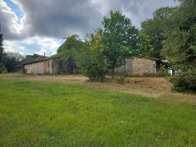 Maison à rénover, granges, hangar