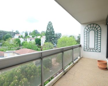 Appartement 3 pièces 77 m² 