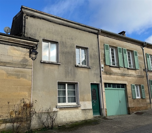 Maison En Pierre - 3 Chambres - Grand Garage Et Jardin