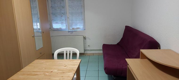 Studio 1 pièce 26 m² 