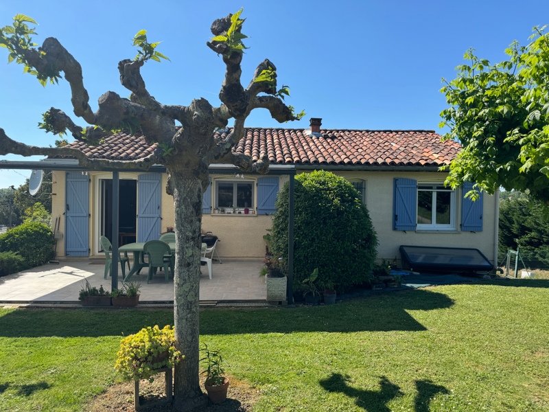 maison semi-enterrée bien situé sur terrain de 1 972,00 m² 