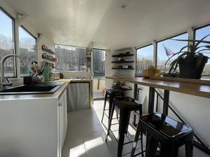 Bateau Logement (péniche) 35 m² Paris 19E 2 chambres