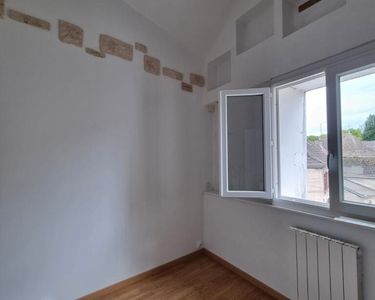 Appartement Location Essômes-sur-Marne  20m² 450€