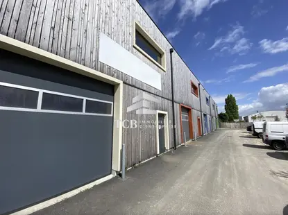 Local d'activités - 166 m2 à 498 m2 - Saint-Herblain