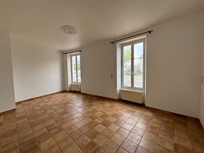 Hôtel 12 pièces 366 m²