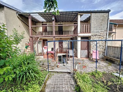 Hôtel 6 pièces 81 m²