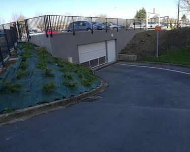 Parking - Garage Vente Saint-Memmie   10000€