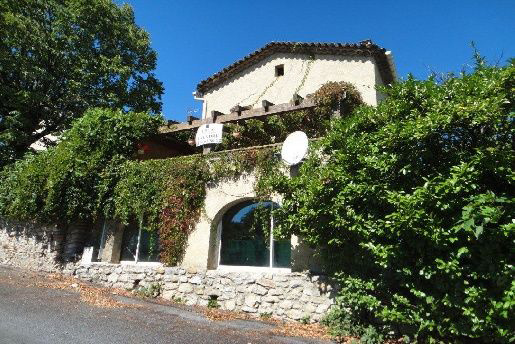 Maison 3 chambres, piscine Alès