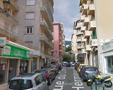 Local commercial 36 m² Bastia