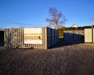 Location garde meubles / box de stockage à Granville sécurisé accès drive 7j/24h