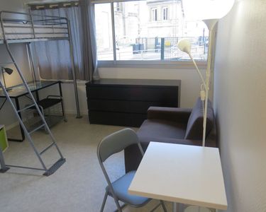 Appartement Location Bordeaux 1p 27m² 580€