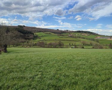 Terrain 628 m² Bourgvilain