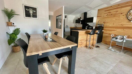 Appartement 2 pièces 83 m²