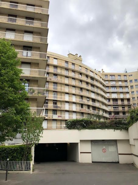 Parking - Garage Location Paris 13e Arrondissement   100€