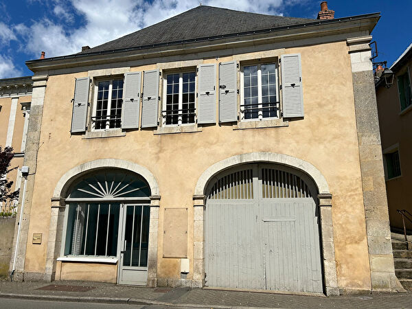 Immeuble Malicorne Sur Sarthe 