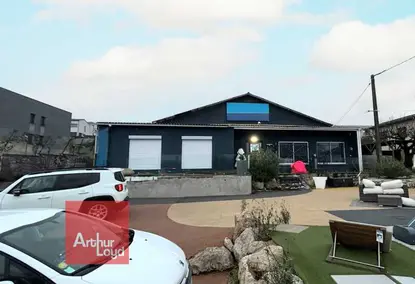 ENSEMBLE IMMOBILIER ACTIVITE ET COMMERCE À VENDRE - AUZEVILLE TOLOSANE