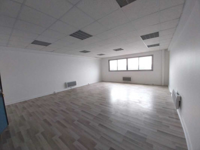 Bureaux 200 m²