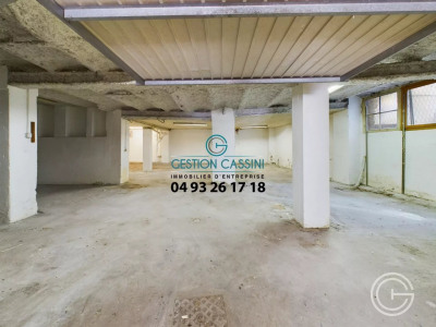 Local commercial 145 m² 