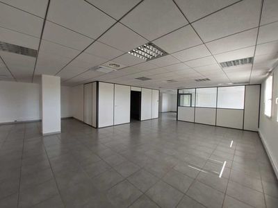 Bureaux - A LOUER - 180 m² non divisibles