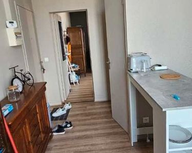 Appartement T1, 26m2 secteur la pardieu, stationnement facile et gratuit 