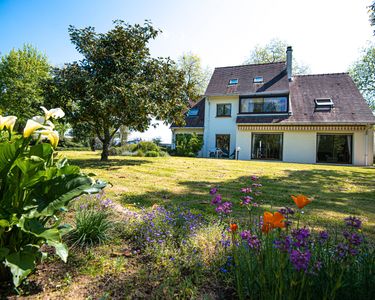 Vends belle maison 200m2, terrain 2700m2, à 35mn Paris-Est 