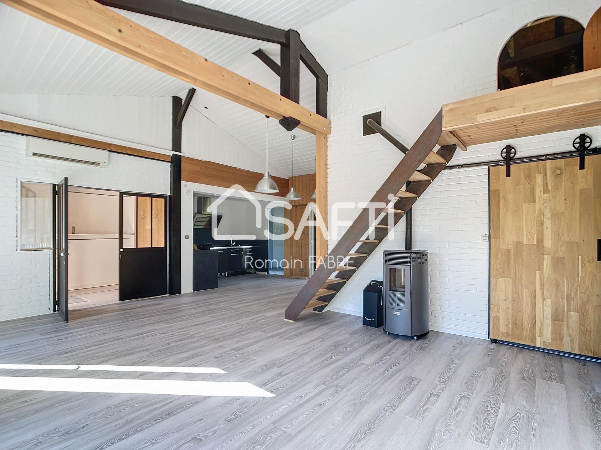 Maison Esprit Loft et Bois naturel avec grand garage et terrain cocooning