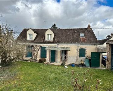 Vends maison en plein centre de Michery dans l yonne