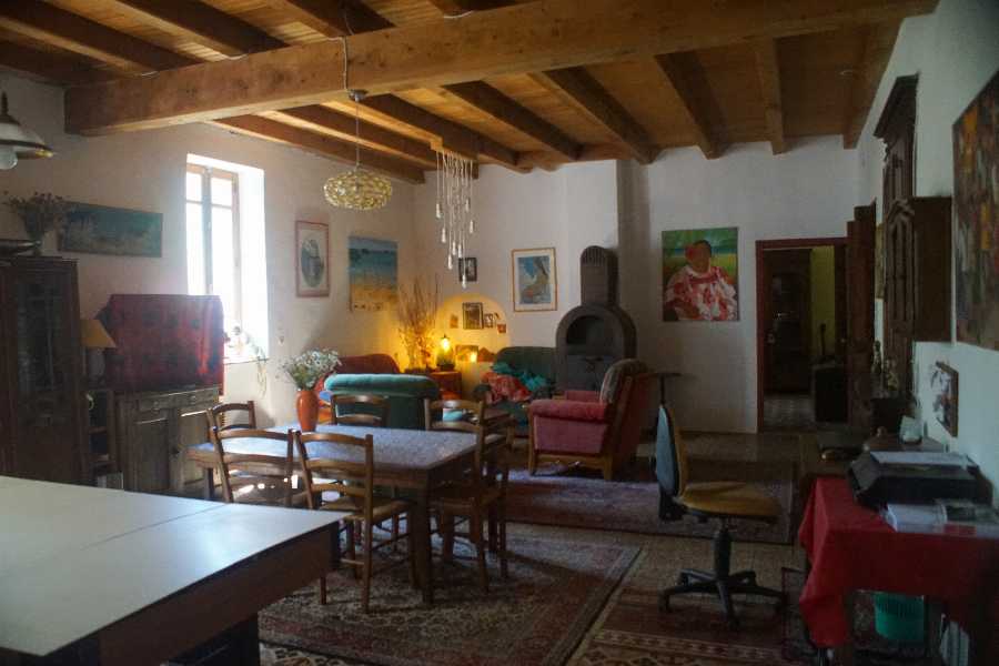 Herault (34390) vente maison vigneronne en pierres, grand jardin et nombreuses dépendances .