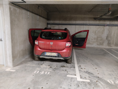 Parking 13 m² 