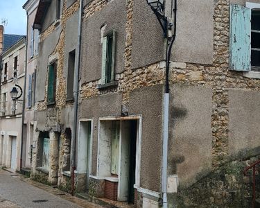 2 maisons ancienne plus local avec garage pour faire un logement suplementare