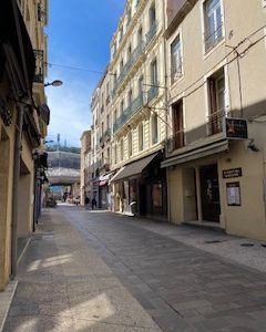 Sète Centre ville - Quartier des Halles - Emplacement premier - Ensemble Murs commerciaux