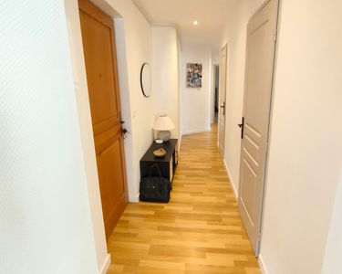 Appartement de 86M², 3 chambres + bureau, entièrement rénové