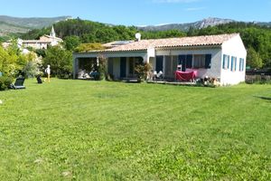 NUE PROPRIETE - VILLA NOYERS-SUR-JABRON