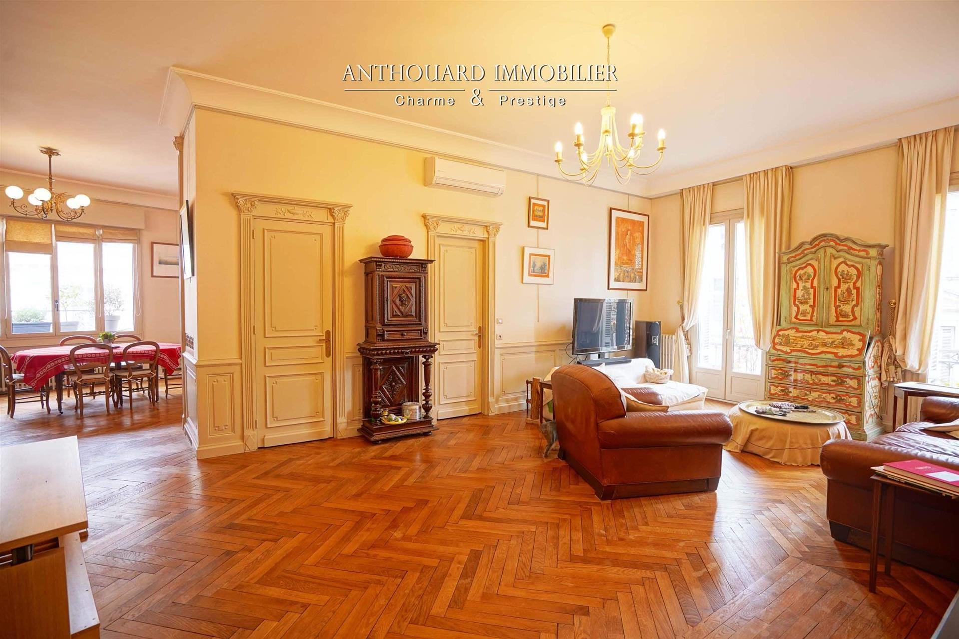 Magnifique appartement haussmannien