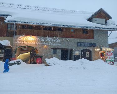 Restaurant Bar Discothèque aux pieds des pistes de ski