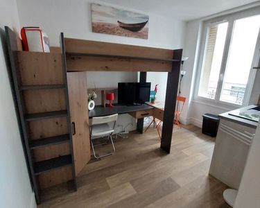 Studio 1 pièce 14 m² 